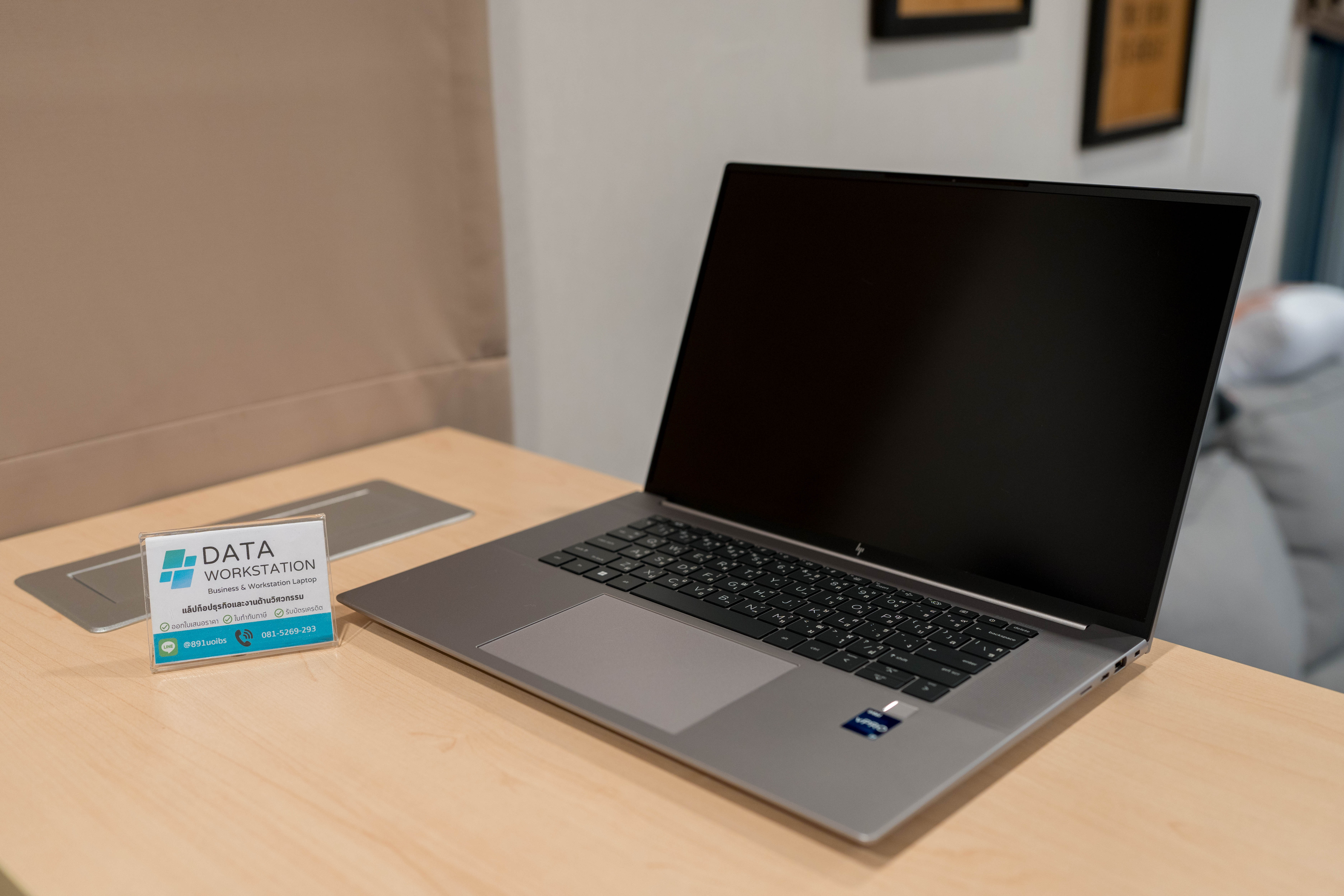 Workstaion HP ZBook Studio G10 CPU i7-13800H/Ram64GB/SSD1TB/RTX4000Ada 8GB/16" 4K 120Hz สินค้ามือสองสภาพสวย(ทักแชทก่อนสั่งซื้อ)