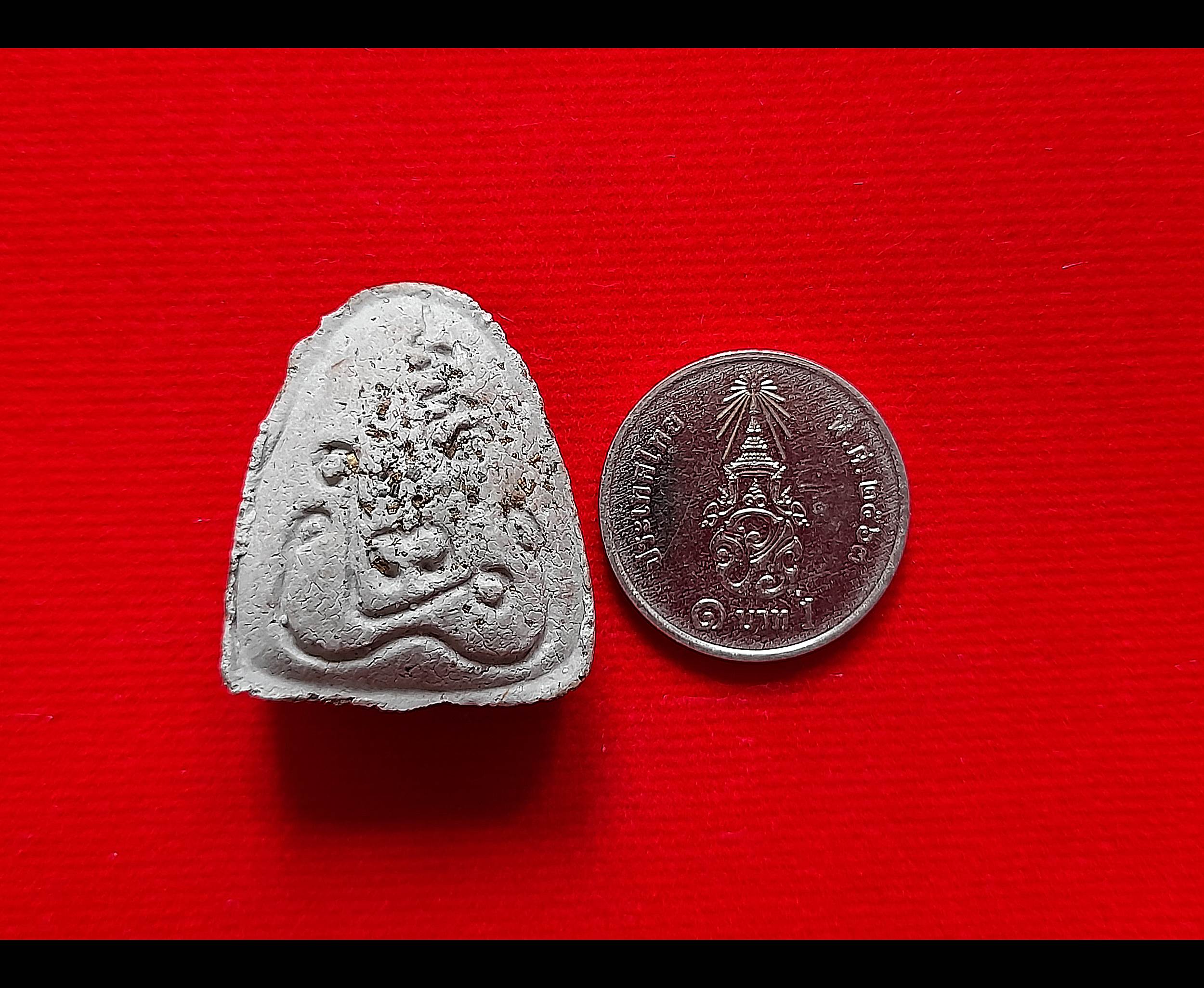 พระปิดตา มหาลาภ ยันต์ยุ่ง 4มือ หลังยันต์นะพรชัย (#ชุดรวม3องค์) ปี2542 เนื้อผง(รวมผงมวลสาร+เส้นผมเกศา+พลอยเสก เศษลูกแก้วสารพัดนึก) #รับประกันแท้และทัน - หลวงพ่อยุงยุทธ วัดเขาไม้แดง จ.ชลบุรี