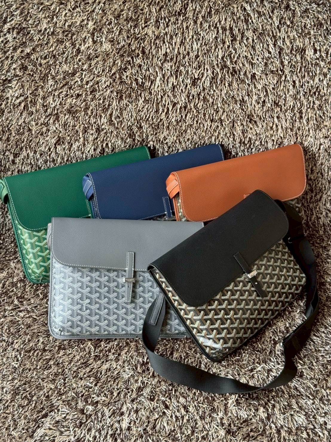 Goyard Coursier Messenger bag (แอดไลน์ก่อนสั่งซื้อ)
