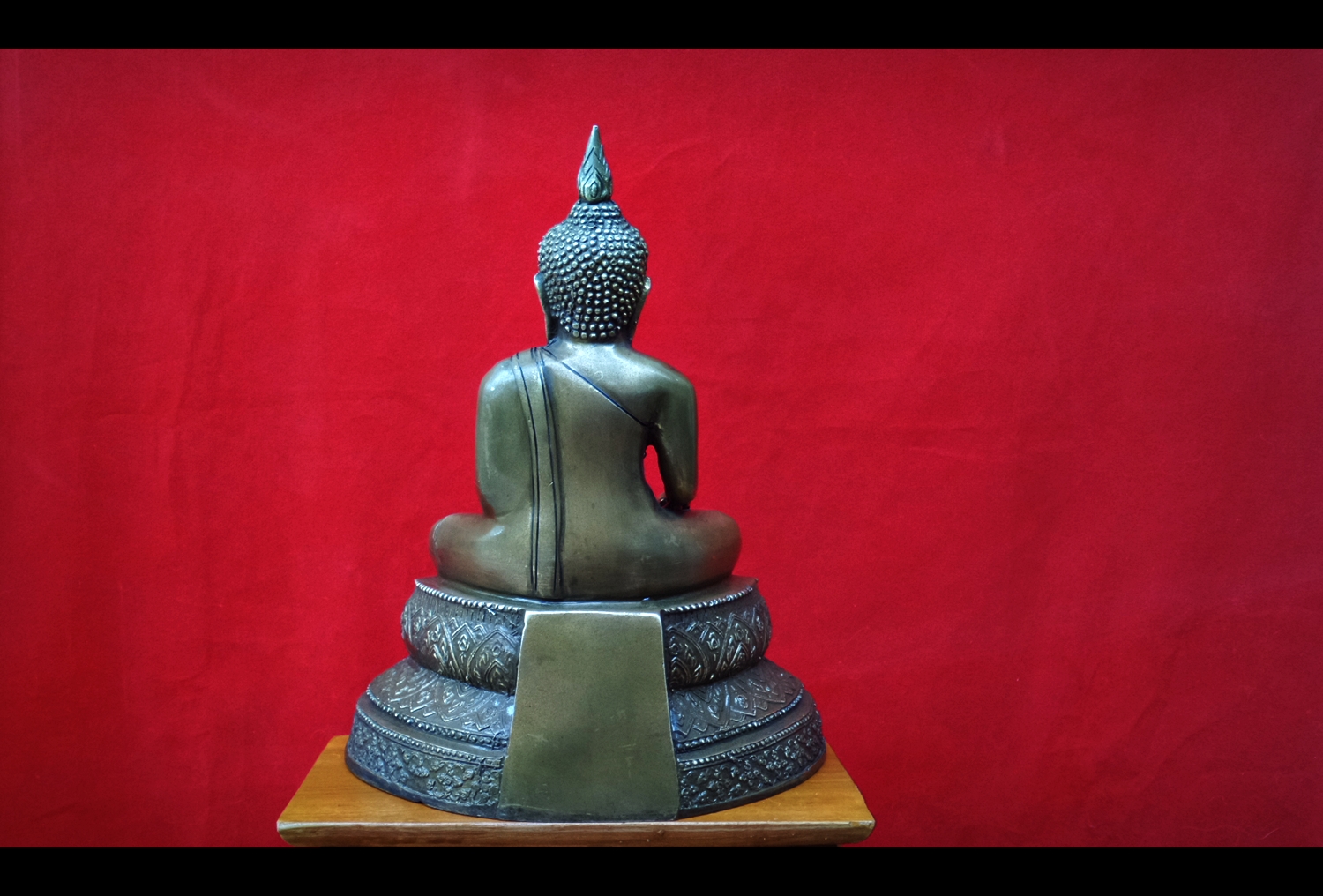 หลวงพ่อทอง วัดเขาตะเครา เนื้อ โลหะ ทองเหลืองรมดำ