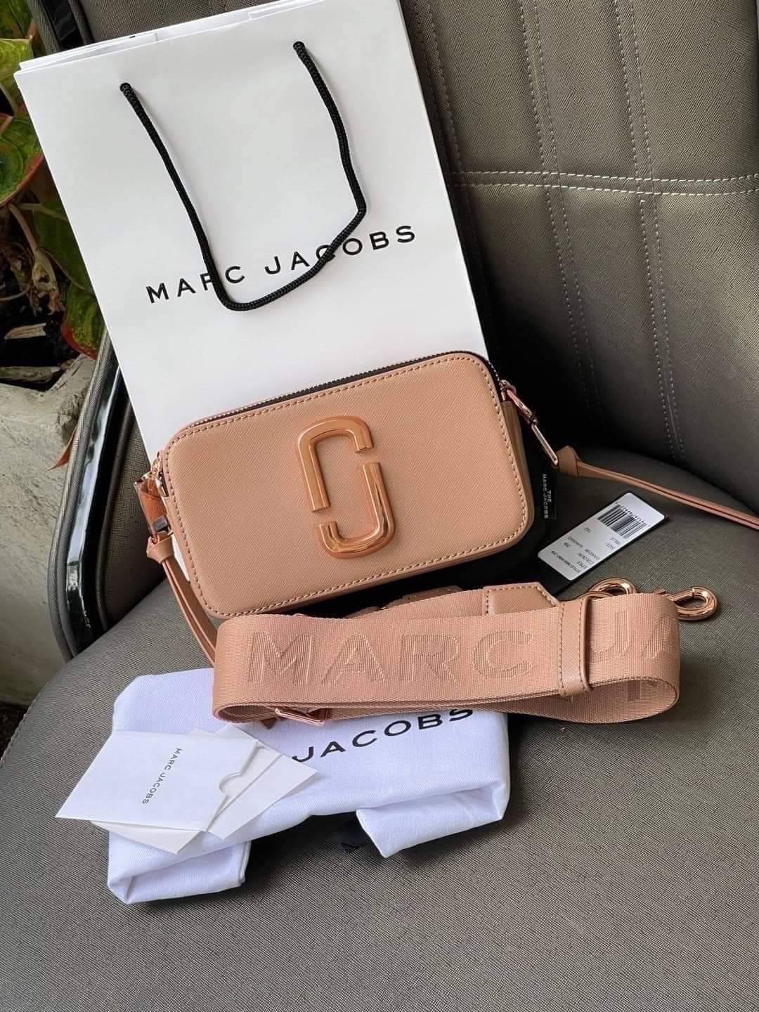 Marc Jacobs Snapshot Bag (แอดไลน์ก่อนสั่งซื้อ)