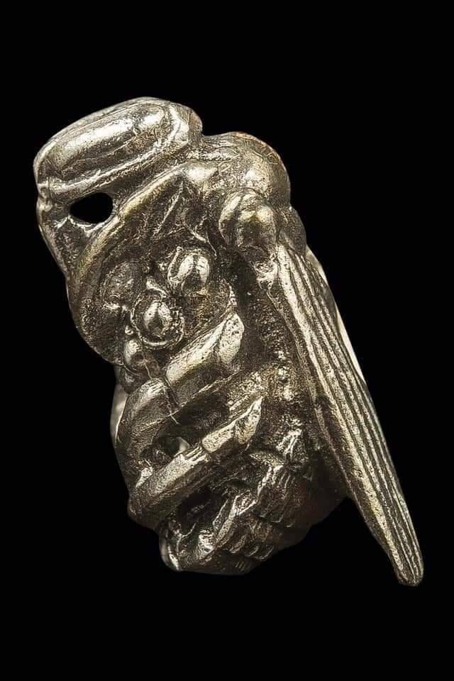 แมลงภู่ เนื้อปรอทกายสิทธิ์ #รับประกันแท้ - หลวงปู่อุดมทรัพย์(พระอาจารย์จ่อย) วัดเวฬุวัน จ.ศรีสระเกษ จัดสร้างและดำเนินการปลุกเสก