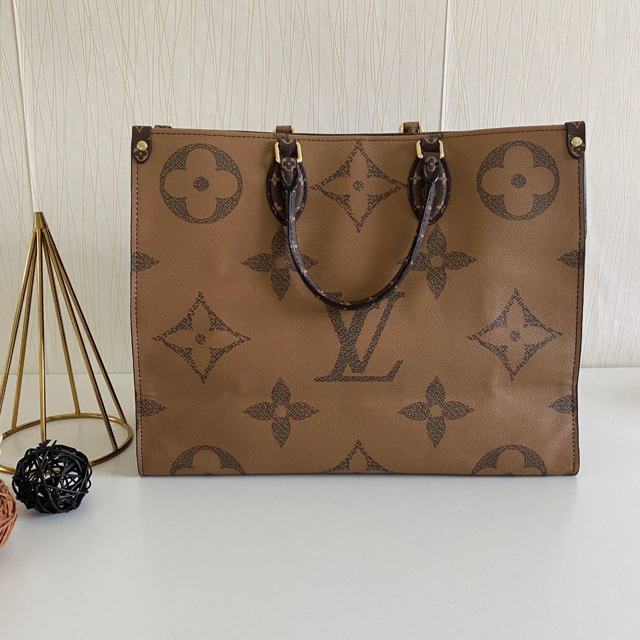 กระเป๋า lv onthego 41 cm