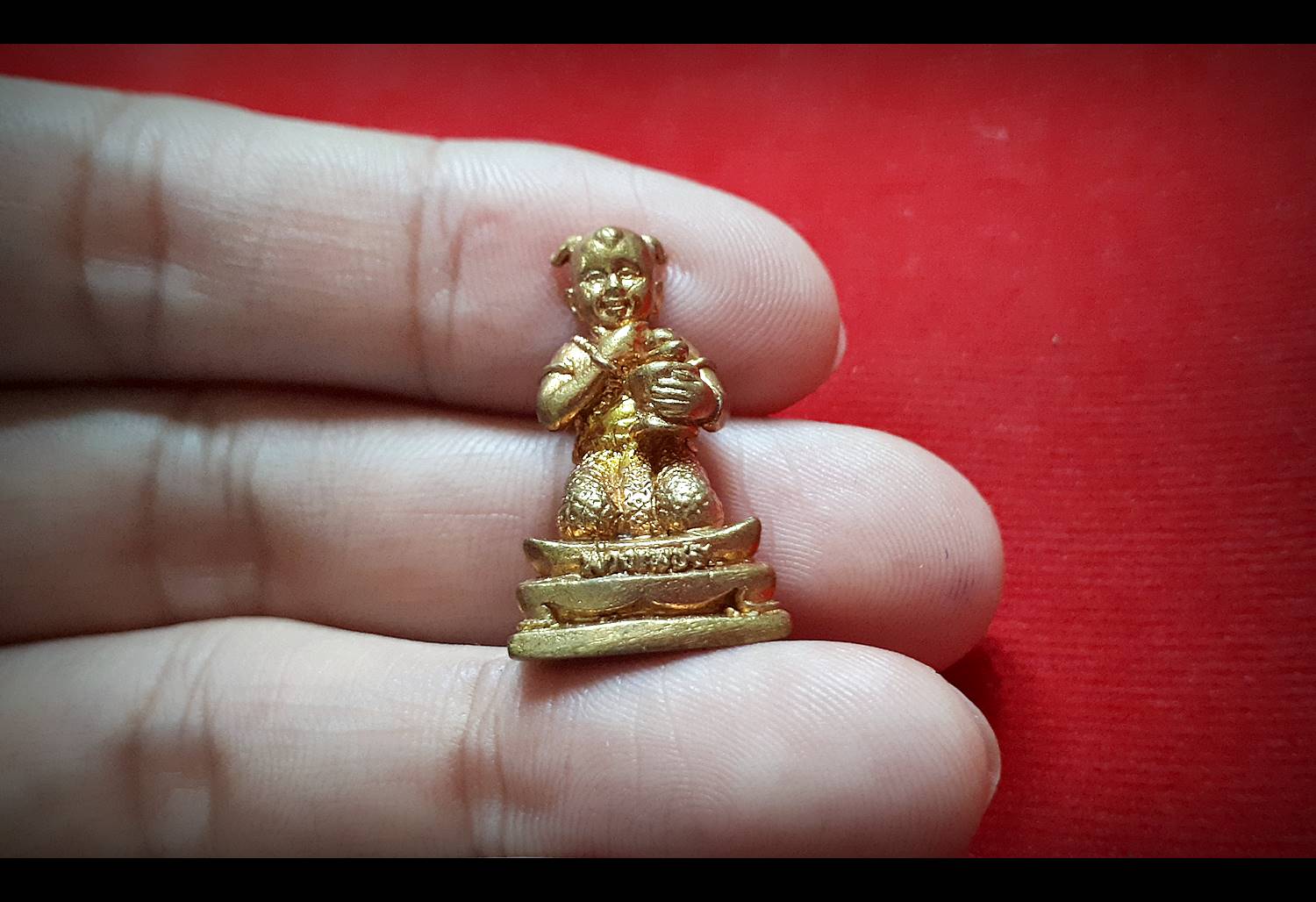 กุมารทอง กุมารเทพ หลวงปู่หงษ์ พรหมปัญโญ สุสานทุ่งมนต์ (เพรชพรหมคุณ คงทอง พ่วงเพชร ทองเพชร) รุ่นบันดาลทรัพย์ ปี2552 และ (รุ่นรวยมหาเศรษฐี) )