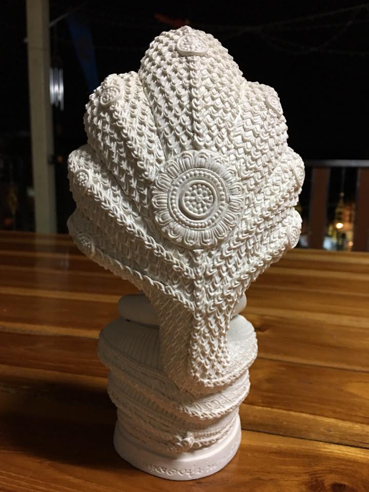 รูปหล่อ พระไภษัชยคุรุพุทธเจ้า ปางพระนาคปรก (เนื้อเรซื่น หล่อตัน สีขาว หน้าตัก3นิ้ว) ปี2560 #รับประกันแท้