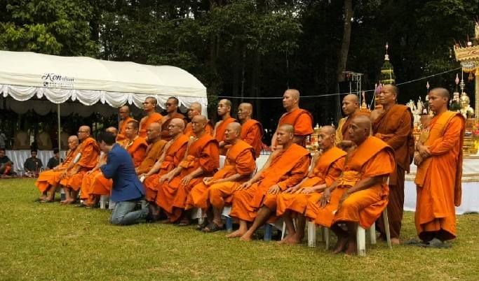 กุมาร หนูนุ้ย (ขนาดพกพา มีกำไลที่ข้อมือ) พิธีใหญ่ รุ่นแรก วัดโมคลาน จ.นครศรีธรรมราช ปี2565 เนื้อโลหะบรอนซ์รมดำ งานระดับจิ้วเวอร์รี่ #รับประกันแท้ - (สมนาคุณของแถมพิเศษเสกในพิธี ลูกปัดมหาเสน่ห์+ดอกบานไม่รู้โรย)