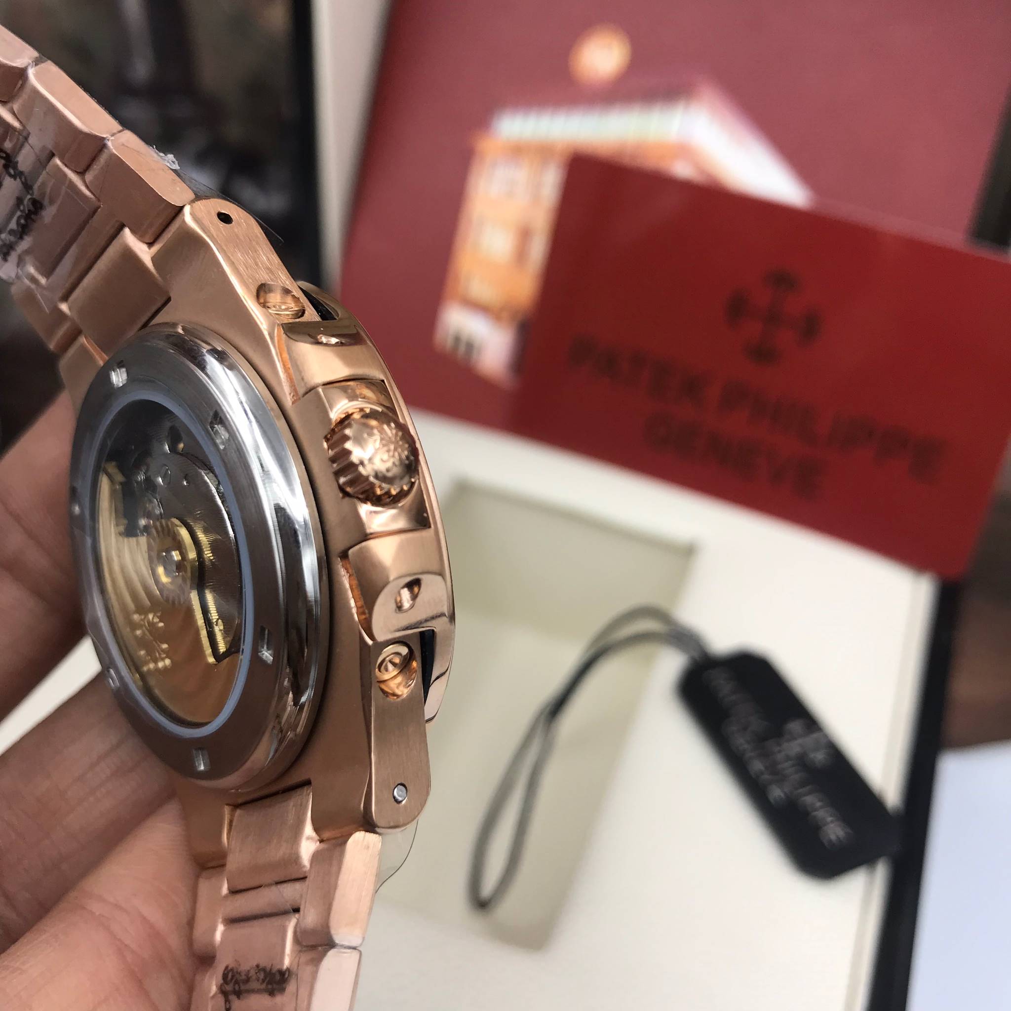 นาฬิกา Patek Philippe รุ่น Men's Nautilus Chronograph สีพิ้งสายเลสสีเงิน หน้าปัดสีดำ