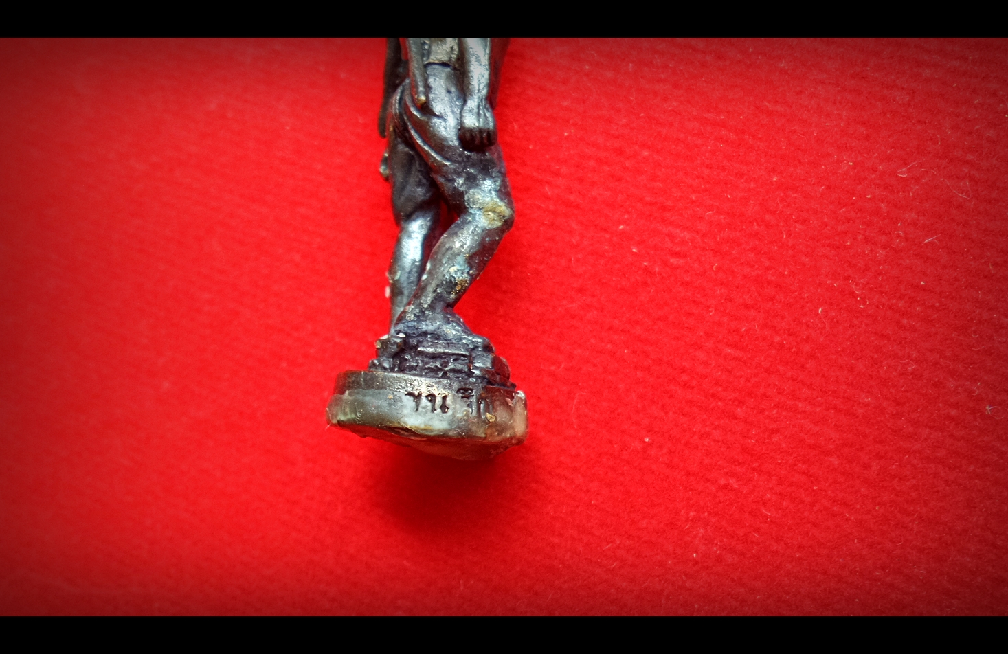 หุ่นพยนต์ "ขุนศึกพรหมมหาราชปราบมาร" ปกป้องกันภัย (ขนาดพกพา 4ซม ใต้ฐานบรรจุมวลสาร) ปี2559 #รับประกันแท้ - หลวงพ่อหนุน วัดพุทธโมกข์