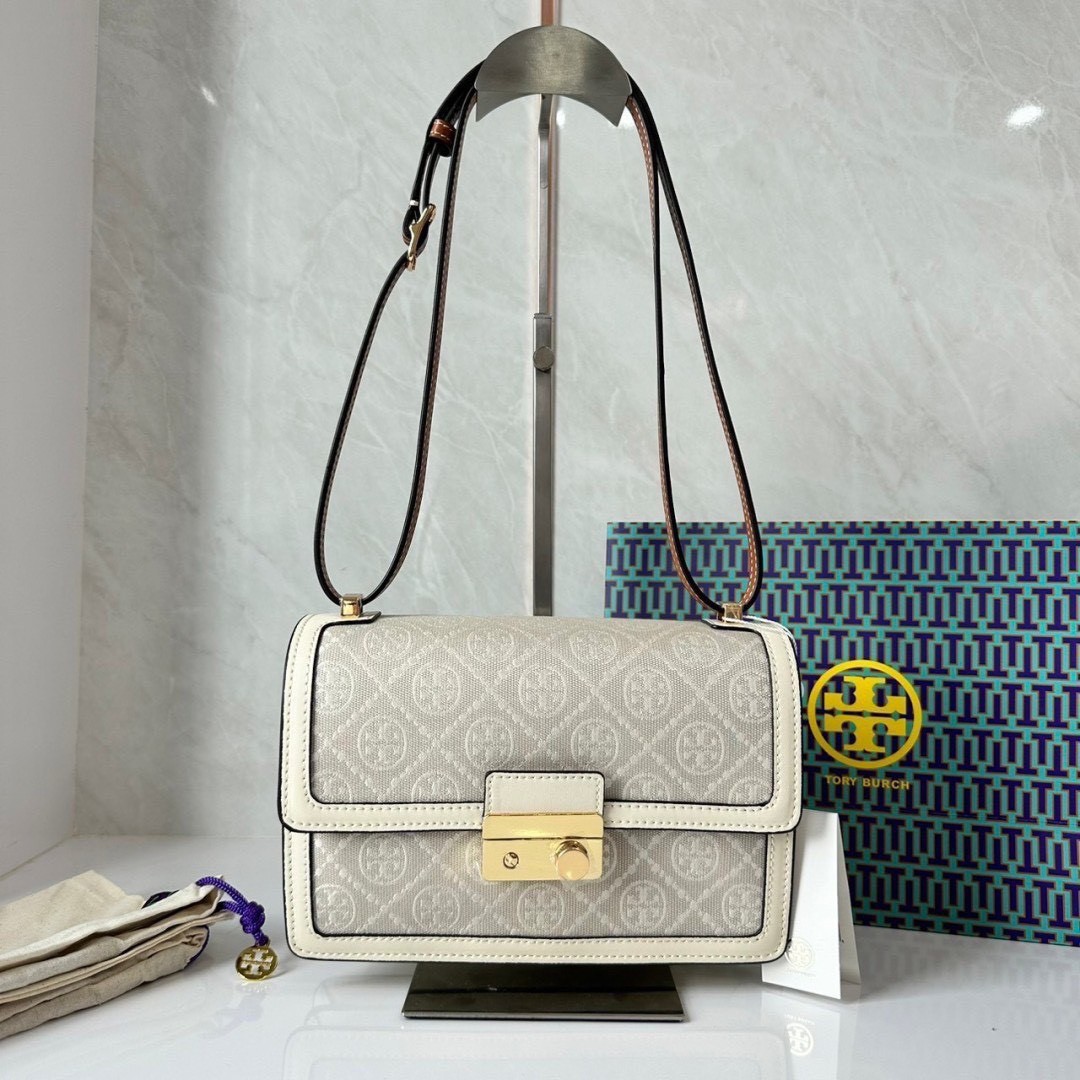 TORY BURCH T MONOGRAM SHOULDER BAG (แอดไลน์ก่อนสั่งซื้อ)