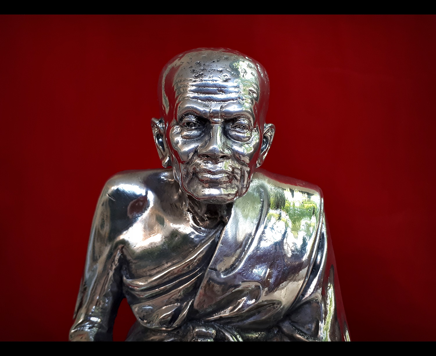 หลวงปู่ทวด องค์ใหญ่ หน้าตัก 9นิ้ว เนื้อเงิน