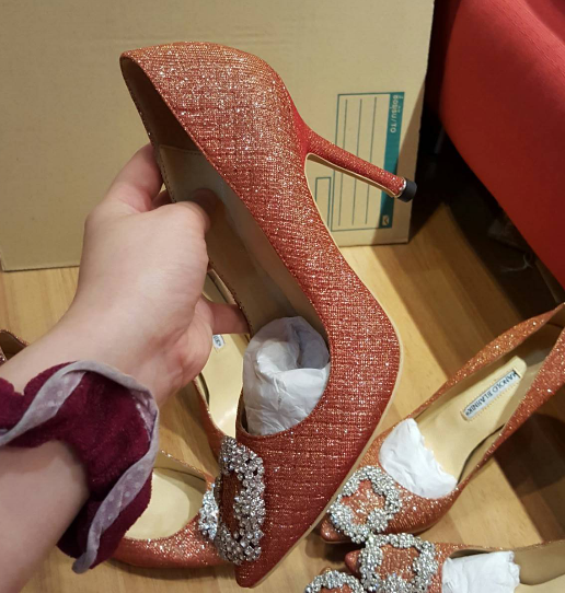 พร้อมส่ง รองเท้า mb ยอดฮิต สีส้ม ใส่ออกงาน งานแต่ง แบบดาราเซเลบทุกคนต้องมี สอบถามไซส์ได้ค่ะสต็อคของเปลี่ยนตลอด