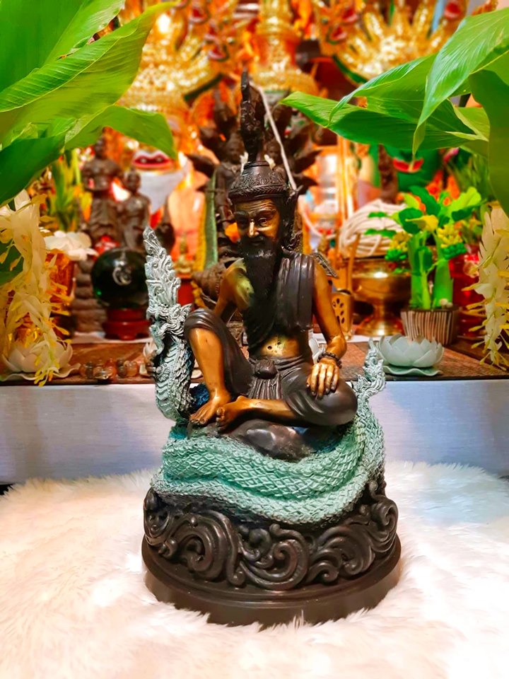 รูปหล่อ ปู่ฤาษีปู่ภุชงค์นาคราช เนื้อทองเหลือง (ขนาด สูง14นิ้ว ฐานกว้าง7.5นิ้ว)