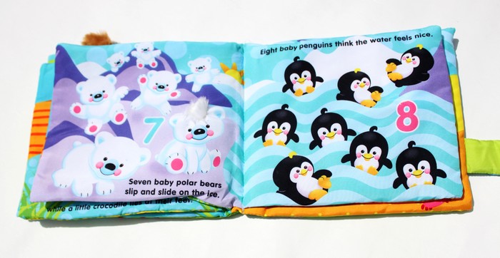 หนังสือผ้าเสริมพัฒนาการจาก Fisher-Price รุ่น Precious Planet Baby Animals Counting Book