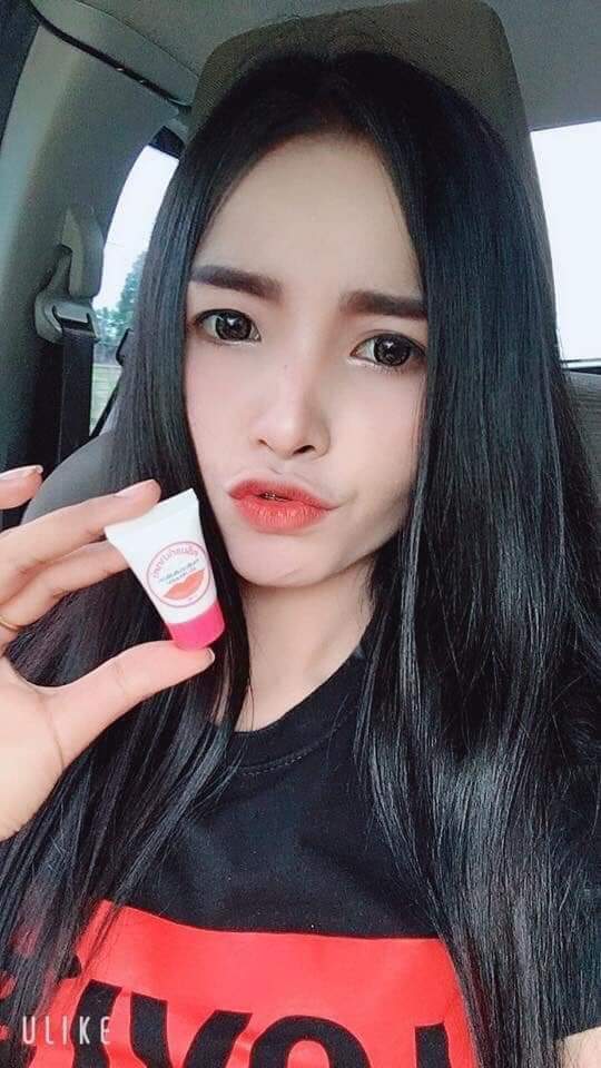 ครีมแก้ปากดำ คลินิค ลิปแก้ปากดำ