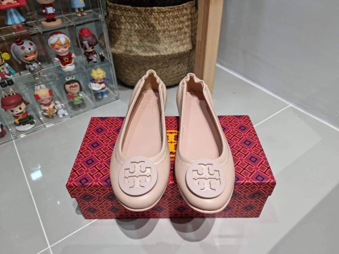 Tory burch minnie travel ballet flats (แอดไลน์ก่อนสั่งซื้อ)