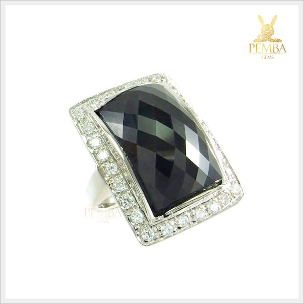 แหวนนิลแท้ ล้อมเพชร สวยหรูสะดุดตา เงินแท้925 ชุบทองคำขาว