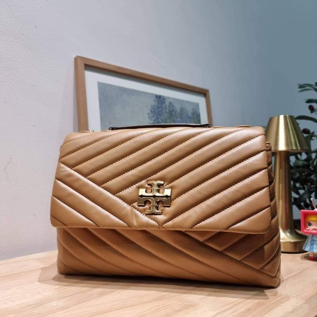 TORY BURCH KIRA CHEVRON CONVERTIBLE SHOULDER BAG (แอดไลน์ก่อนสั่งซื้อ)