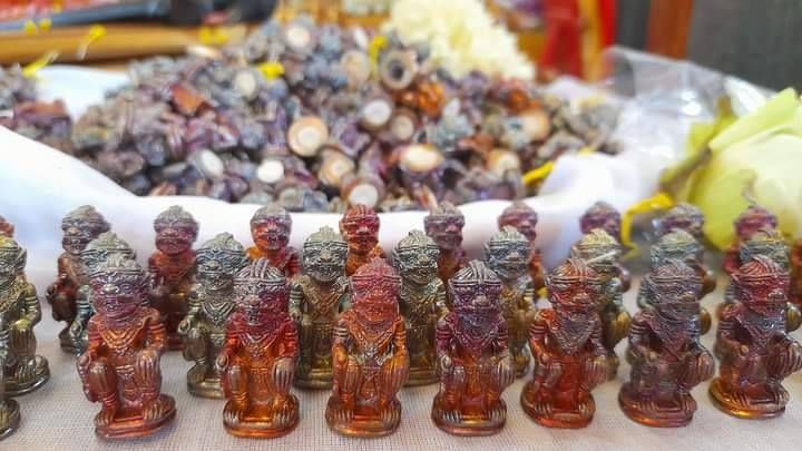 หนุมาน ตัวใหญ่ เนื้อเหล็กไหล สุริยันราชา ฐานอุดบรรจุมวลสารและปรอท ปี2565 #รับประกันแท้
