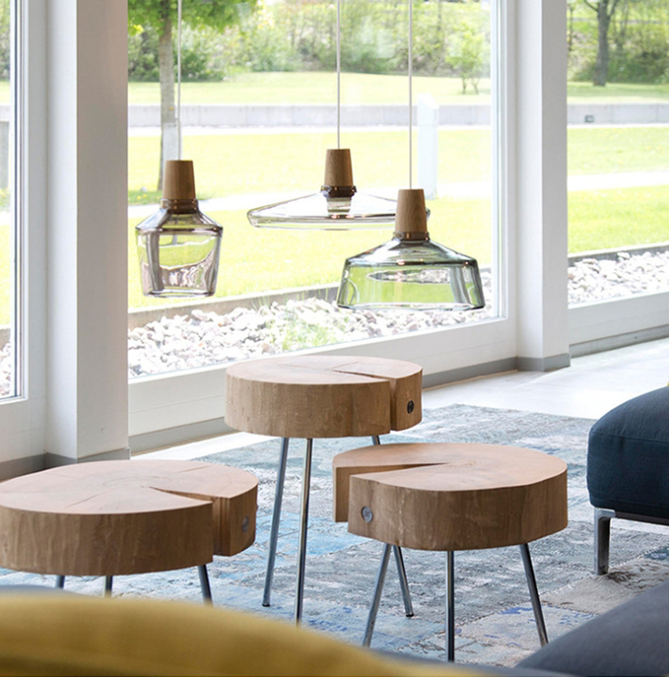 โคมไฟแขวนเพดานโป๊ะแก้วหัวไม้ [BYG-0014]