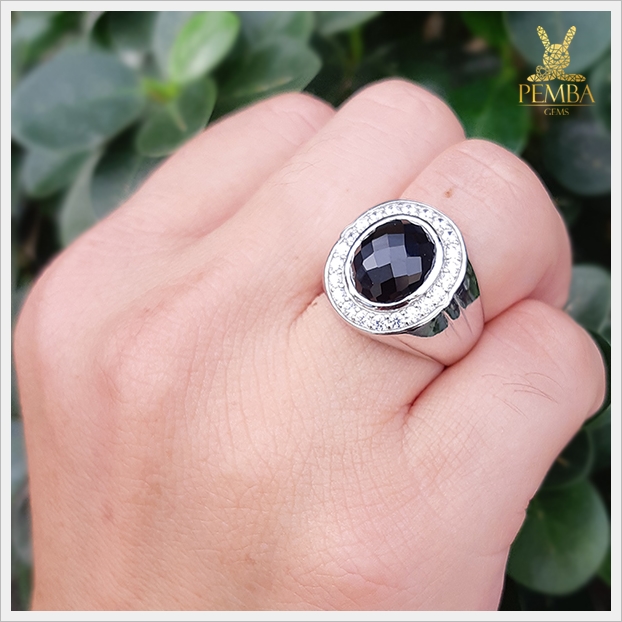 แหวนนิลแท้ เงินแท้925 ชุบทองคำขาว ล้อมเพชรCZ งดงาม เท่อย่างมีสไตล์