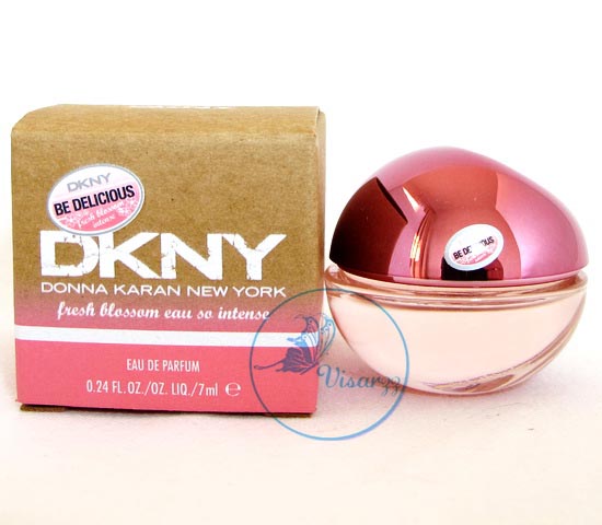 DKNY Be Delicious Fresh Blossom Eau So Intense EDP 7 mL แบบแต้ม เน้นไปที่กลิ่นกุหลาบ (Rose) และลิลี่ ออฟ เดอะ แวลเล่ย์ (Lily of the Valley) มากขึ้น