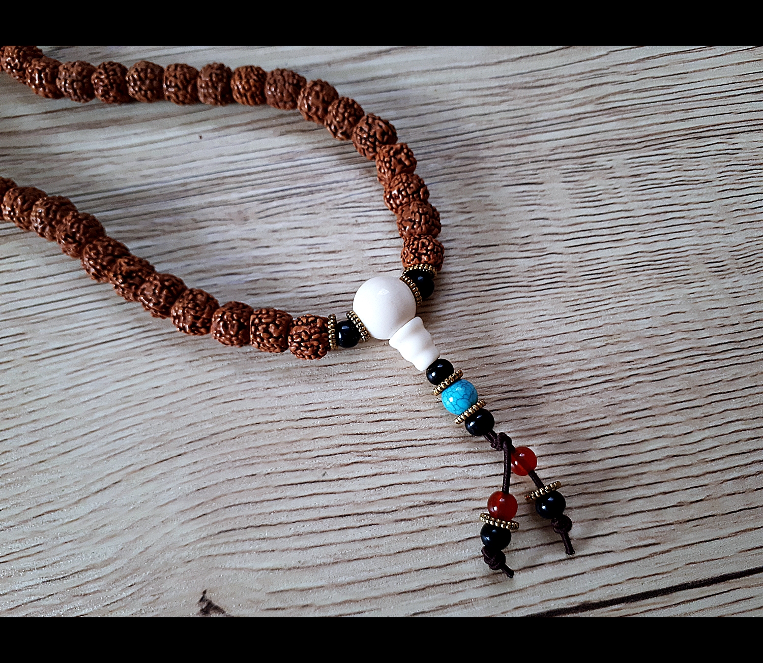 ประคํา น้ำตาพระศิวะ เมล็ดรุทรักษะ สร้อยคอ และ ข้อมือ ของแท้นำเข้าจาก อินเดีย (ขายปลีก ขายส่ง)