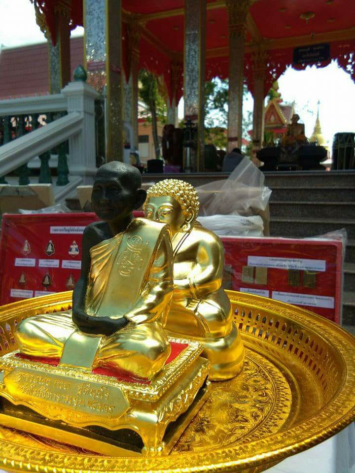 พระสังกัจจายน์ หลวงพ่อกวย วัดโฆสิตาราม(วัดบ้านแค) เนื้อนิลมณีผสมเหล็กไหลปิดทองคำแท้ รุ่นแรงครู (ขนาดพระบูชา5นิ้ว) ปี2560