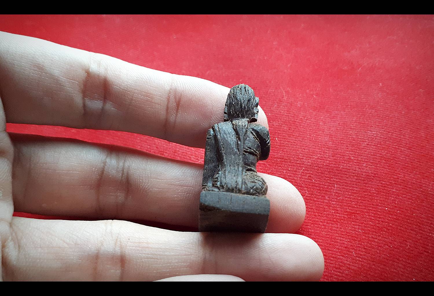 นางกวัก เนื้อไม้ตะเคียน - หลวงพ่อสมศักดิ์ วัดการเปรียญ(วัดสระเปรียญ) จ.ชัยนาท