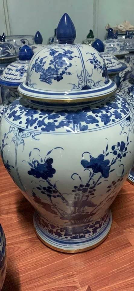 โถใหญ่ ทรงสูง กระเบื้องลายคราม (สูง24-25นิ้ว)