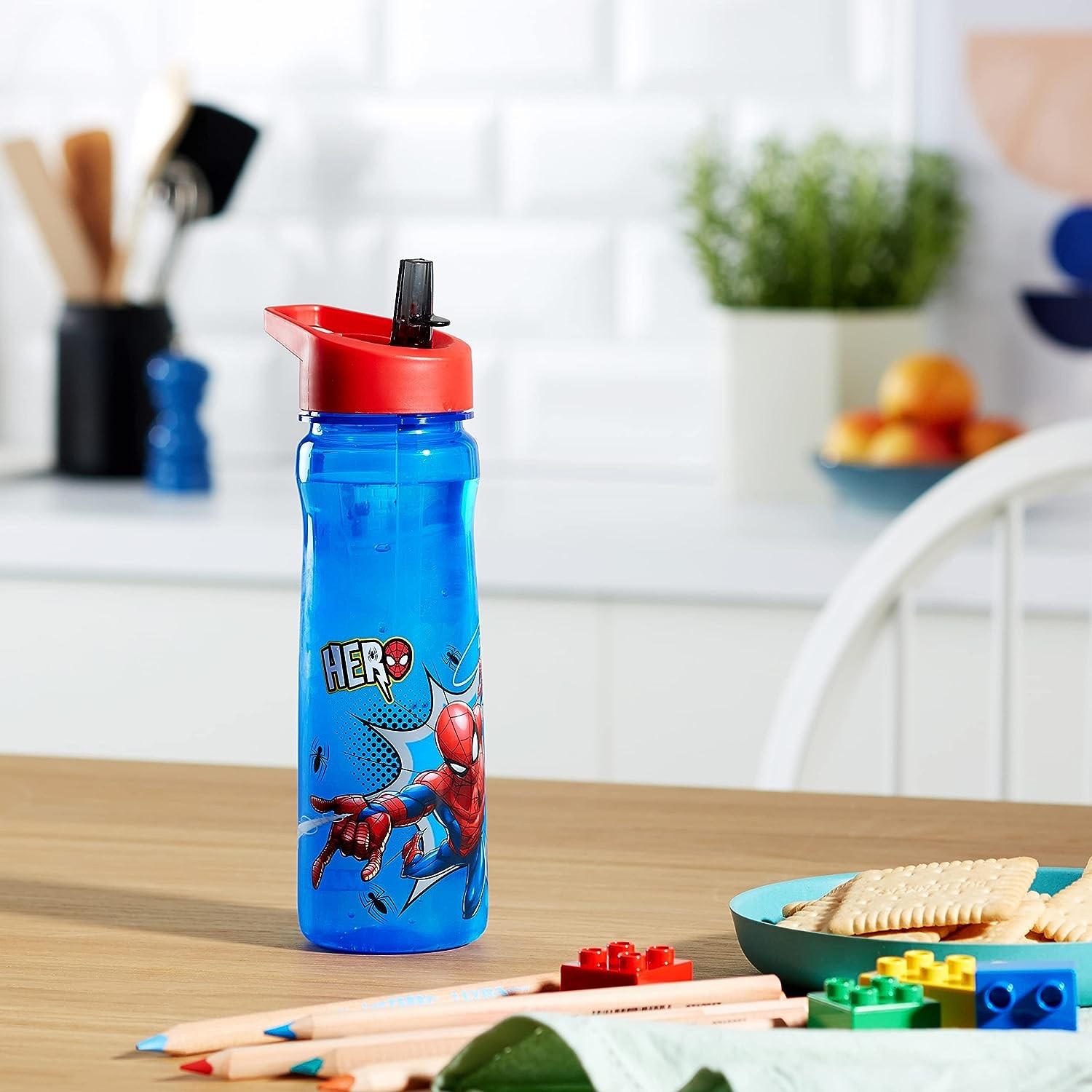 กระติกน้ำแบบหลอดดื่มสำหรับเด็ก DNC Mavel Spider-Man Sport Bottle 600ml