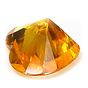 Yellow Sapphire บุศราคัมบางกะจะ พลอยเนื้อแข็ง รูปหัวใจ เจียระไนก้นเพชร หนัก 1.59 กะรัตสีเหลืองทองเข้มเกือบส้ม ความสะอาดมองตาเปล่า 95%