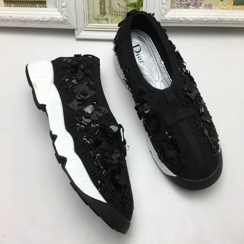 พร้อมส่ง รองเท้า dio fusion sneakers รุ่นใหม่ล่าสุด 2016 สีดำดอกดำ สอบถามไซส์ได้ค่ะสต็อคของเปลี่ยนตลอด