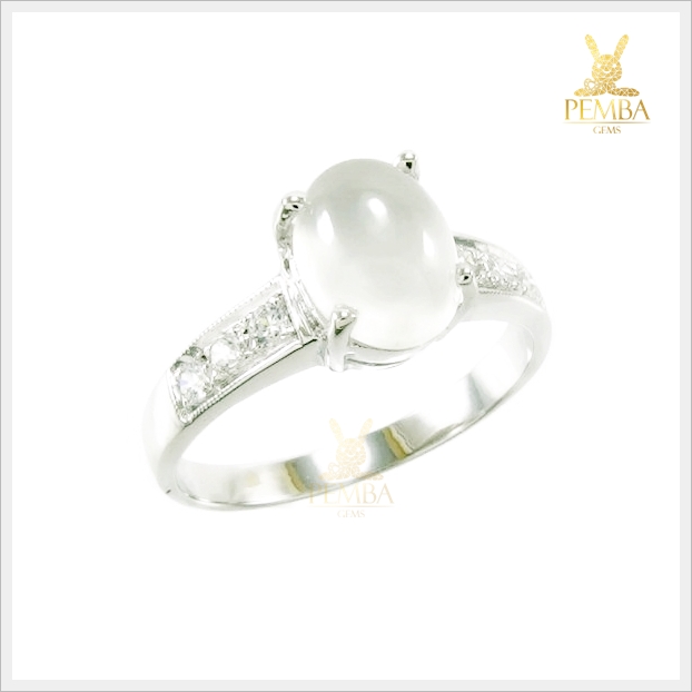 แหวนมูนสโตนแท้ เพิ่มเสน่ห์น่าหลงใหล ผู้คนที่รักใคร่