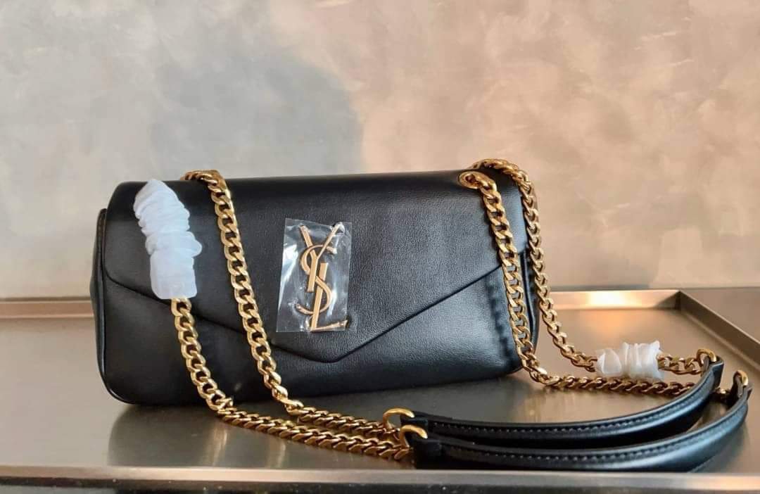 YSL SAINT LAURENT YSL CALYPSO IN PLUNGED LAMBSKIN 2024! (แอดไลน์ก่อนสั่งซื้อ)