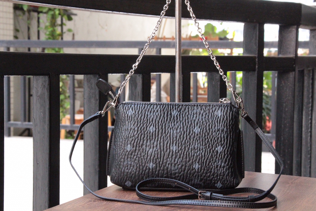 กระเป๋า mcm 8 นิ้ว สะพายข้าง