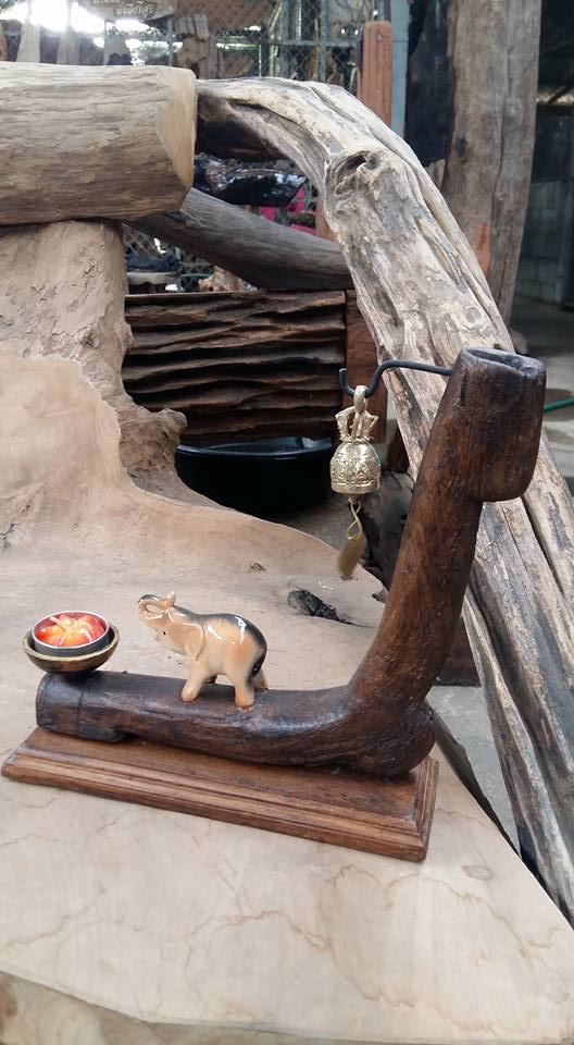 เชิงเทียนแอกไถนา