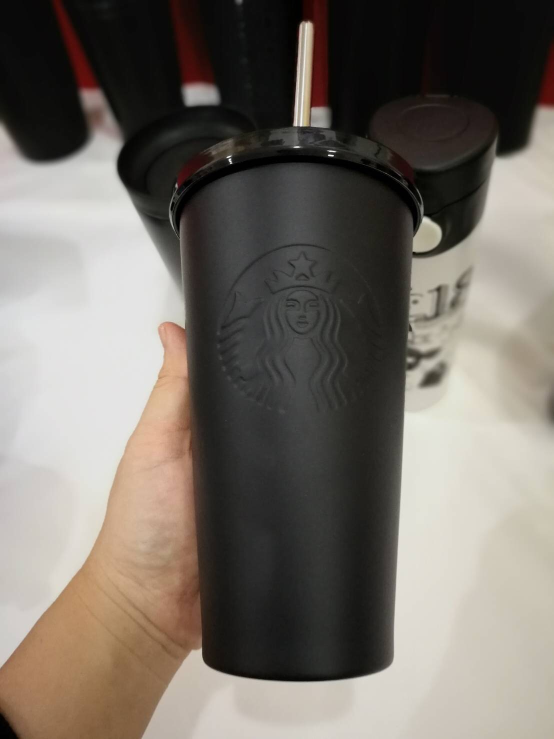 #ใบนี้ห้ามพลาด #แก้วสตาร์บัคส์สีดำที่ใครๆตามหา Starbucks USA Cold Cup Stainless 16 Oz Matte Black แก้วสตาร์บัคส์แท้ดำด้านขนาด16ozขนาดกลางที่ สแตนเลสหนา2ชั้น หายาก สีดำด้านเท่ห์ที่อเมริกาฮิตมาก