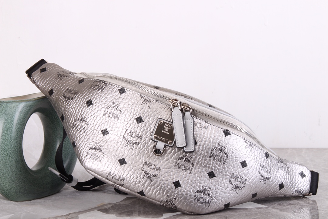 กระเป๋า mcm คาดอก คาดเอว 36x20cm