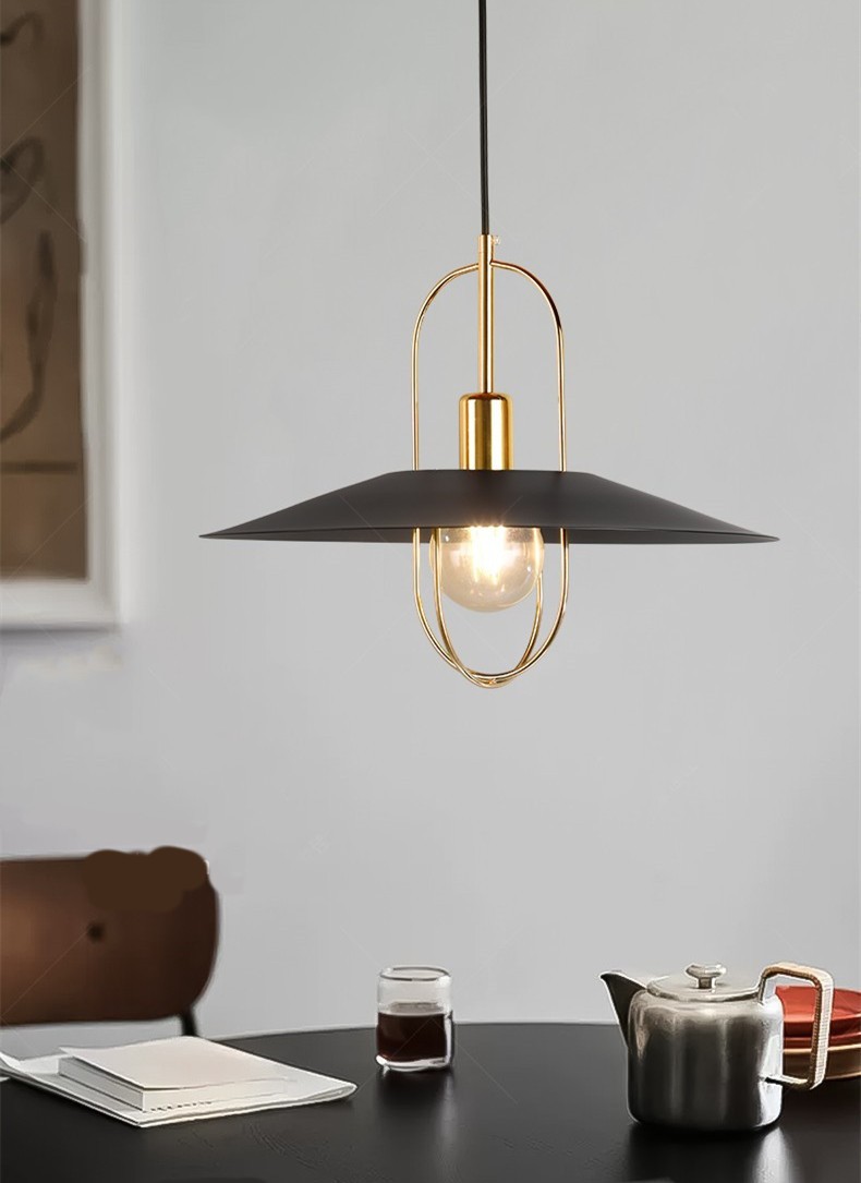 โคมไฟแขวนเพดานสไตล์ Modern Luxury โครงเหล็กสีทองทูโทนกว้าง 40CM [ML-7014]