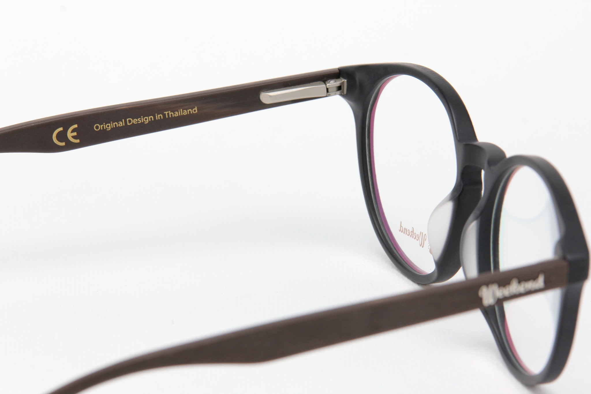 กรอบแว่นสายตาพร้อมคลิปกันแดด Weekend Sydney Black