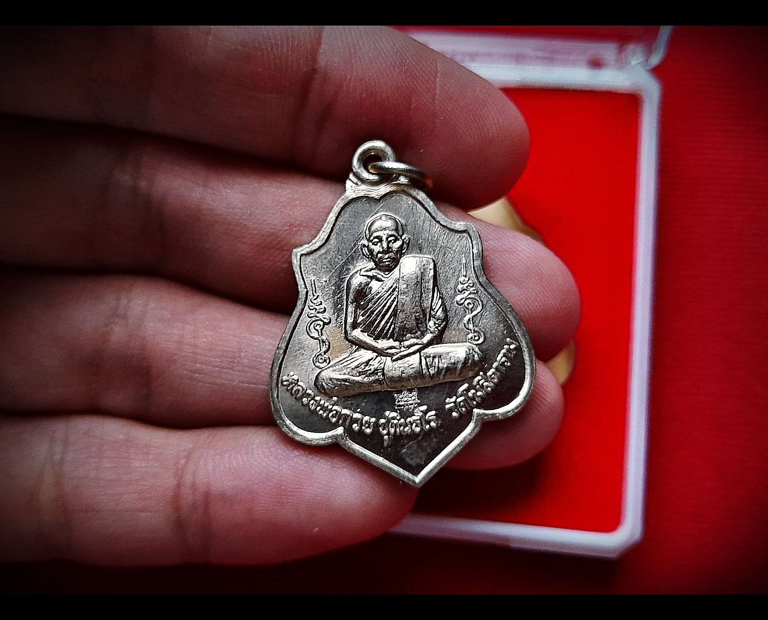 เหรียญโลห์ หลวงพ่อกวย วัดโฆสิตาราม(วัดบ้านแค) หลัง หนุมานเชิญธง - ((มนต์พระกาฬ ชนะจน) (ปลุกเสก 2ปี 16พิธี ปี2562-2563) เนื้ออัลปาก้า #รับประกันแท้