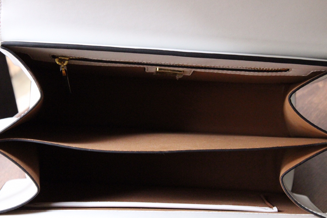 กระเป๋า mcm visetos 10 นิ้ว