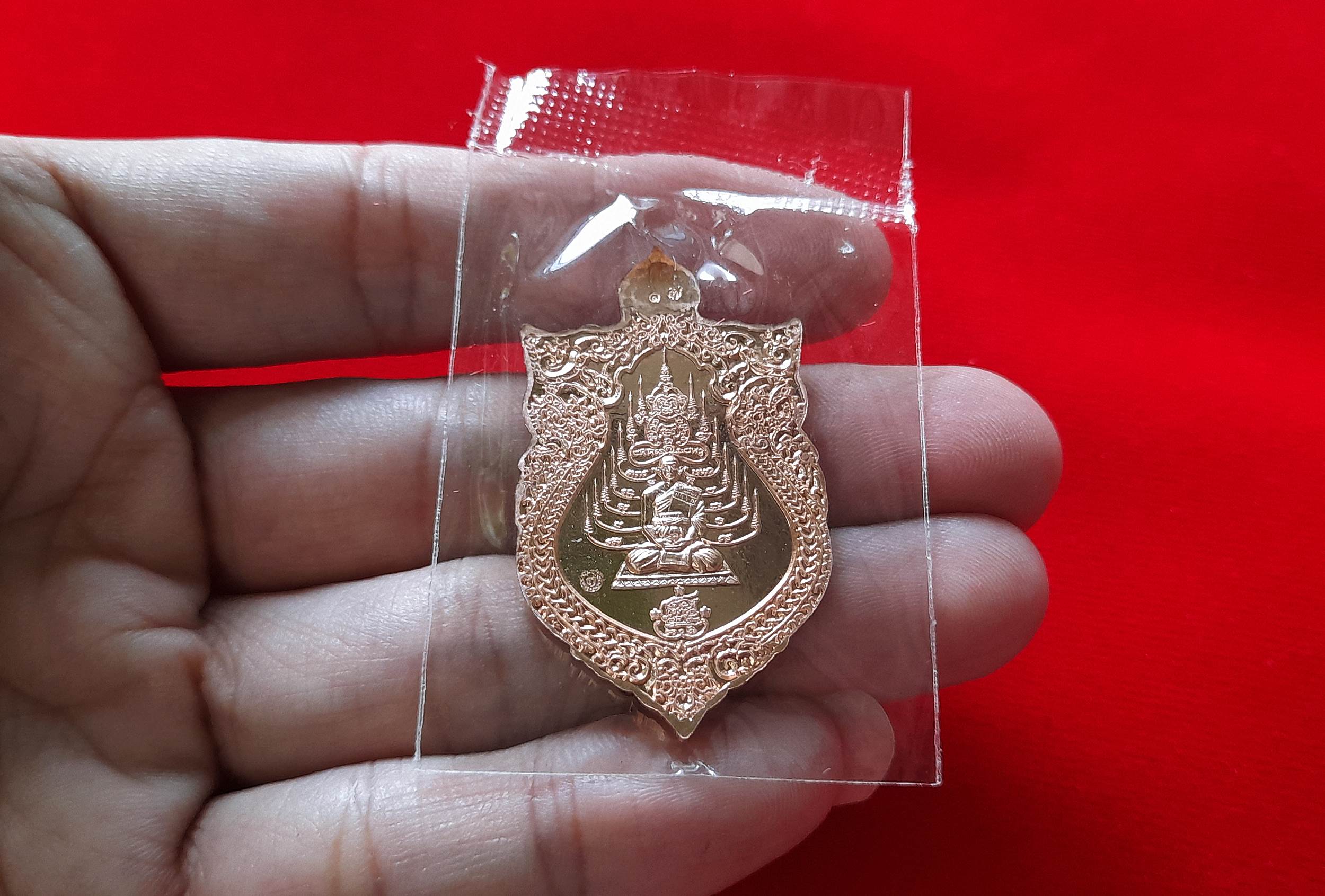 เหรียญพระโพธิ์สัตว์ องค์ปราบมาร หลัง พระอาจารย์เอราวัณ เต็มองค์ เนื้อทองแดง ปี2565 #รับประกันแท้