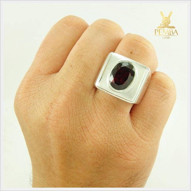 แหวนโกเมนแท้ เงินแท้925 ชุบทองคำขาว เรียบๆ เสริมอำนาจบารมี