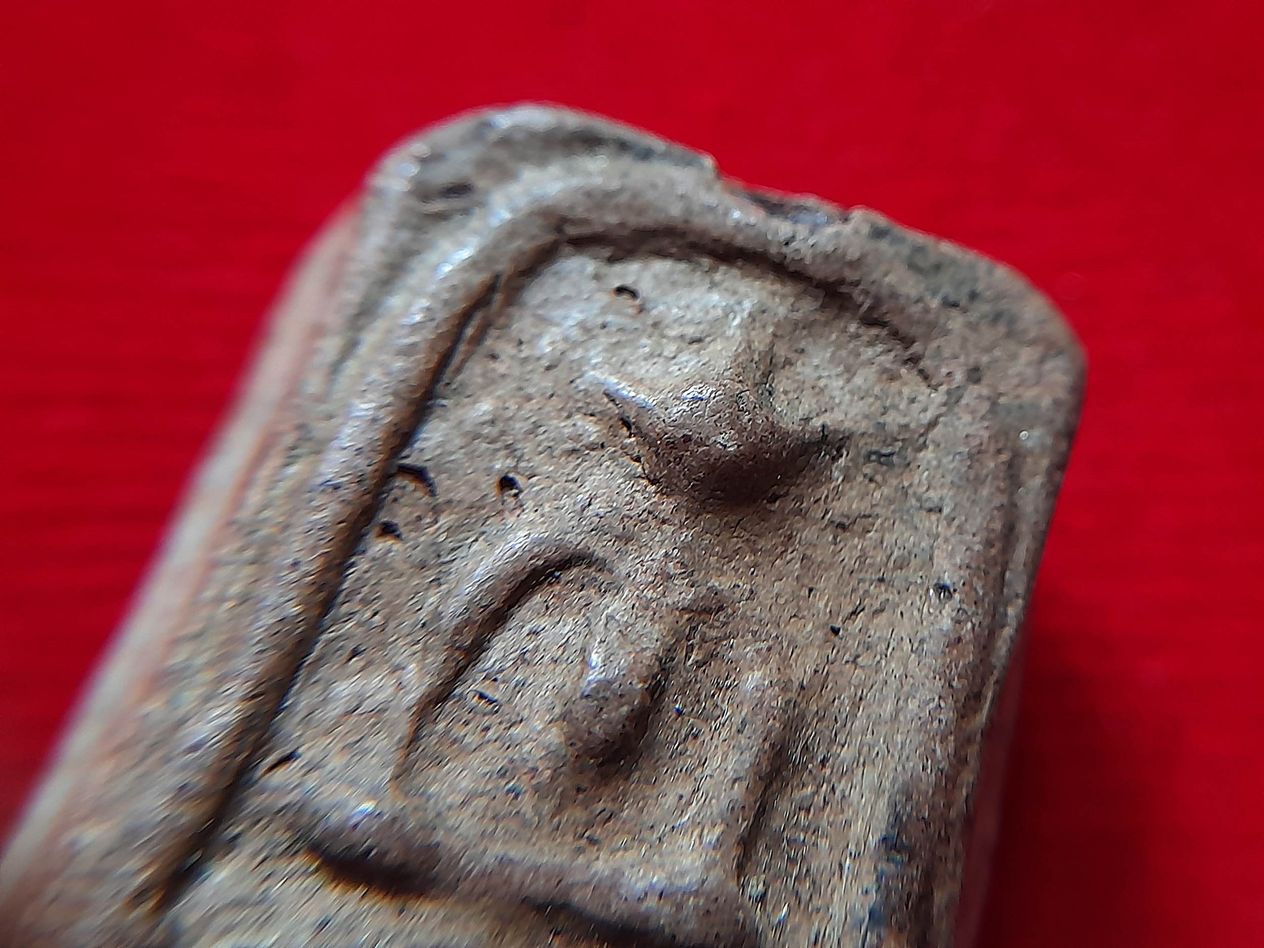 พระสมเด็จ (พระกรุโบราณ) วัดโพธิ์ บางปะอิน (กรุ สมเด็จโต) - พระกรุ ที่ หลวงปู่ เดินหน อิเกสาโร เคยแนะนำและบอกว่า สมเด็จโตปลุกเสก