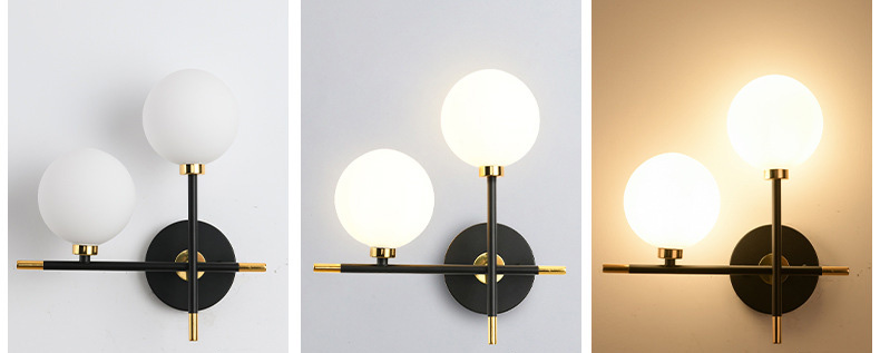 โคมไฟติดผนังภายในโครงเหล็กสีดำทองโป๊ะแก้วทรงกลม 2 ดวง [BD8841]