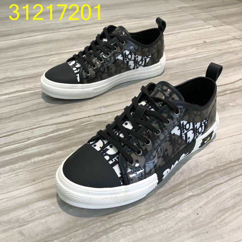 dio men แบบอีกเยอะกดดูด้านในค่ะ size 38-44