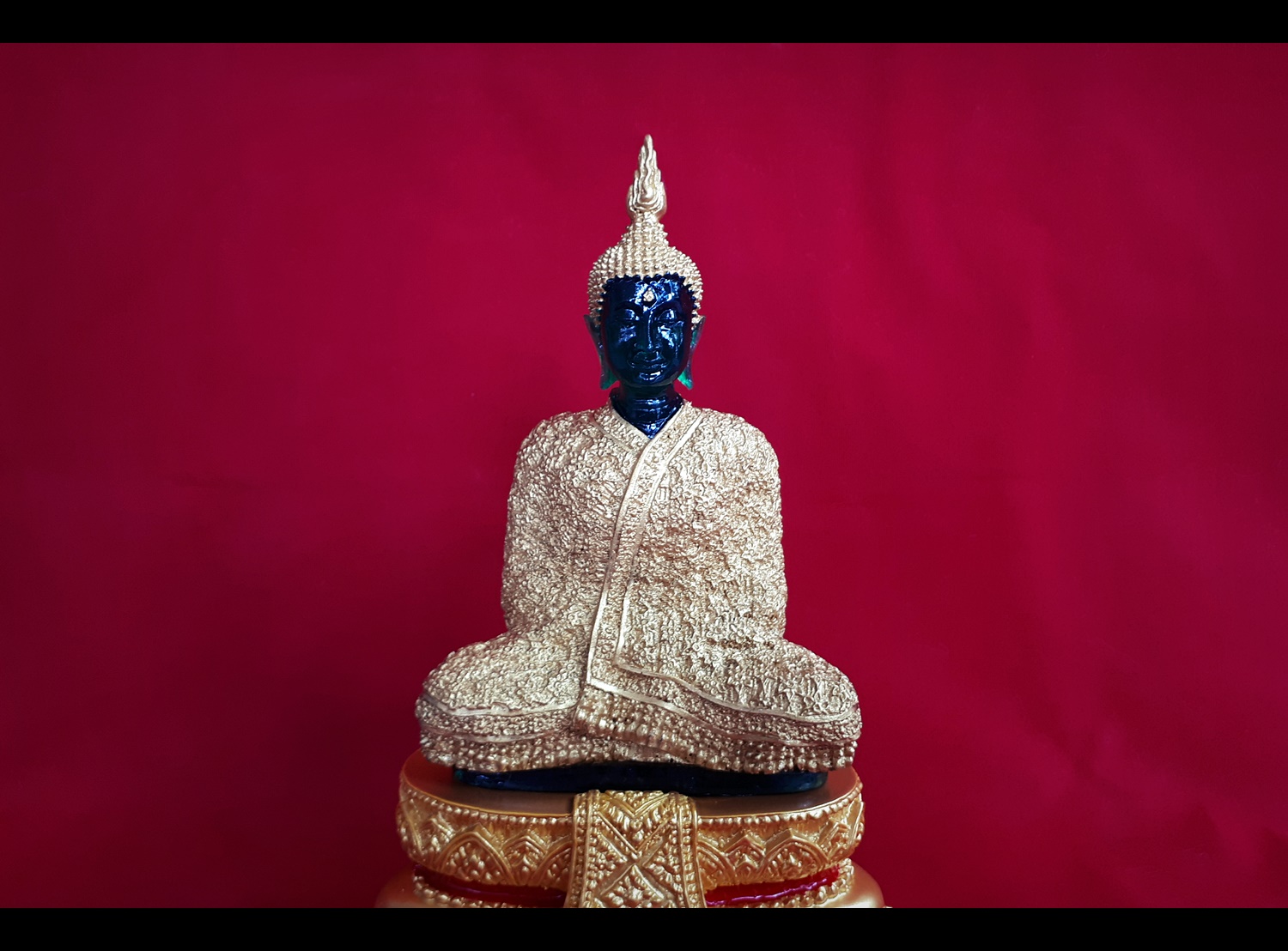 พระแก้วมรกต ฤดูหนาว พระพุทธรูปบูชาขนาด 5 นิ้ว เนื้อเรซิ่น ลงสีทอง