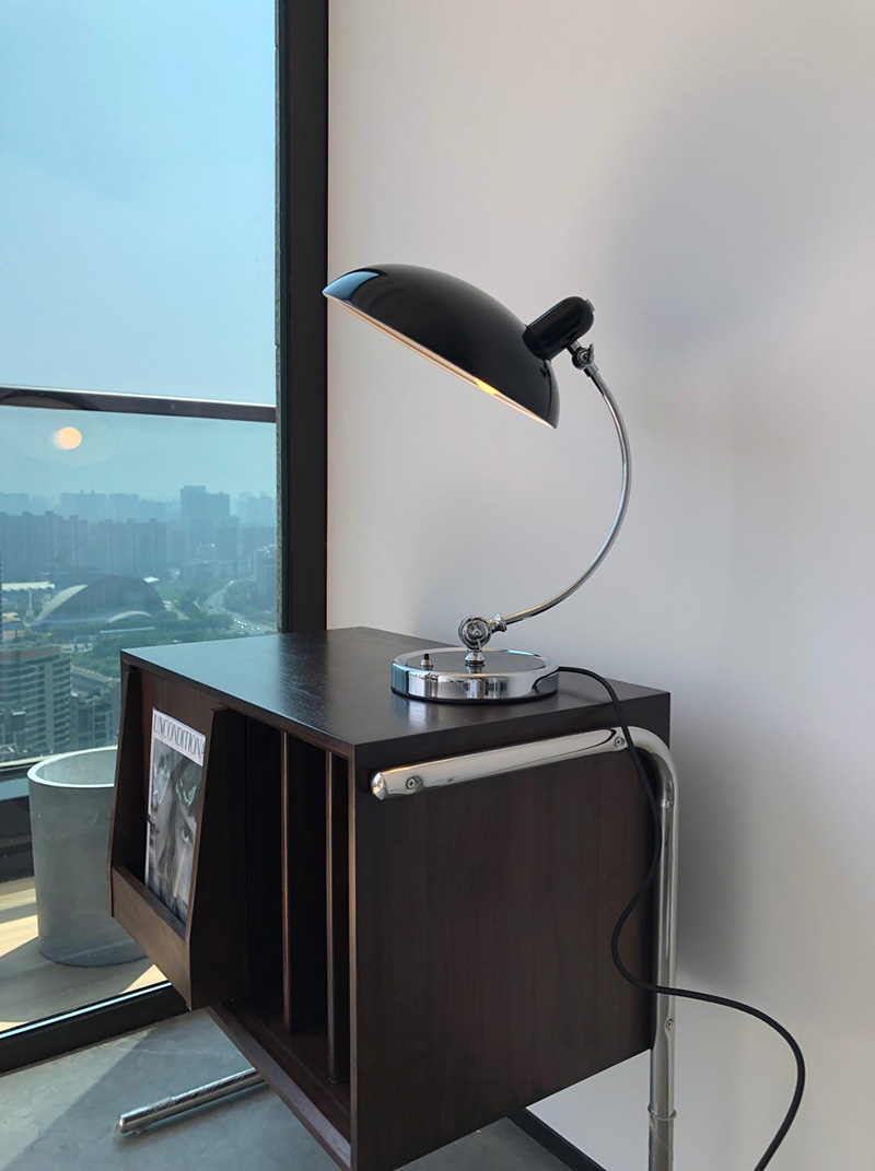 โคมไฟตั้งโต๊ะทรงโค้ง Classic Nordic [CASA-T3056]