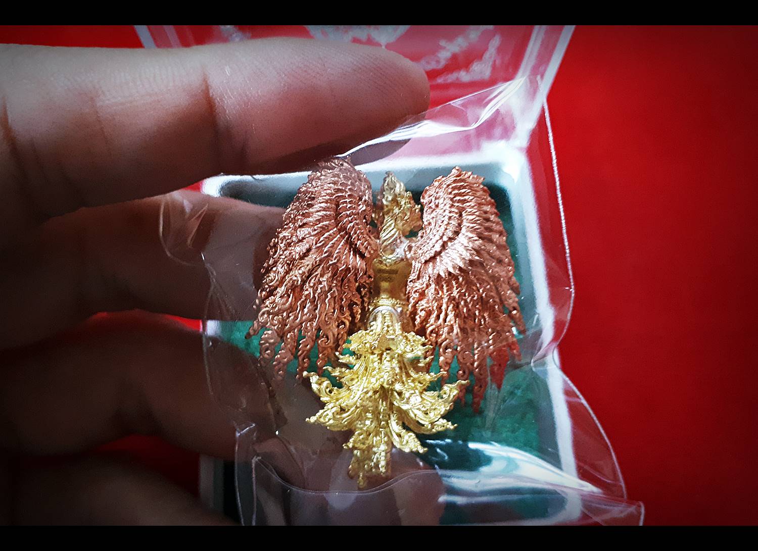 พญาครุฑ ปรเมศวร (ครุฑหายโศก) วัดหายโศก (ขนาด4ซม) เนื้อโลหะทองทิพย์ ปีกสีทองแดง (งานระเอียดสวยคม) ปี2562 #รับประกันแท้